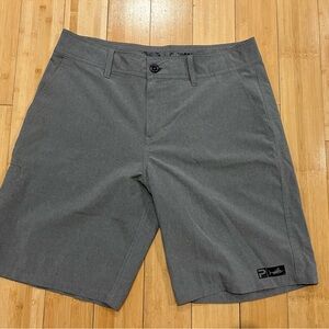 Pelagic Men's Gray Performance Flat-Front Shorts